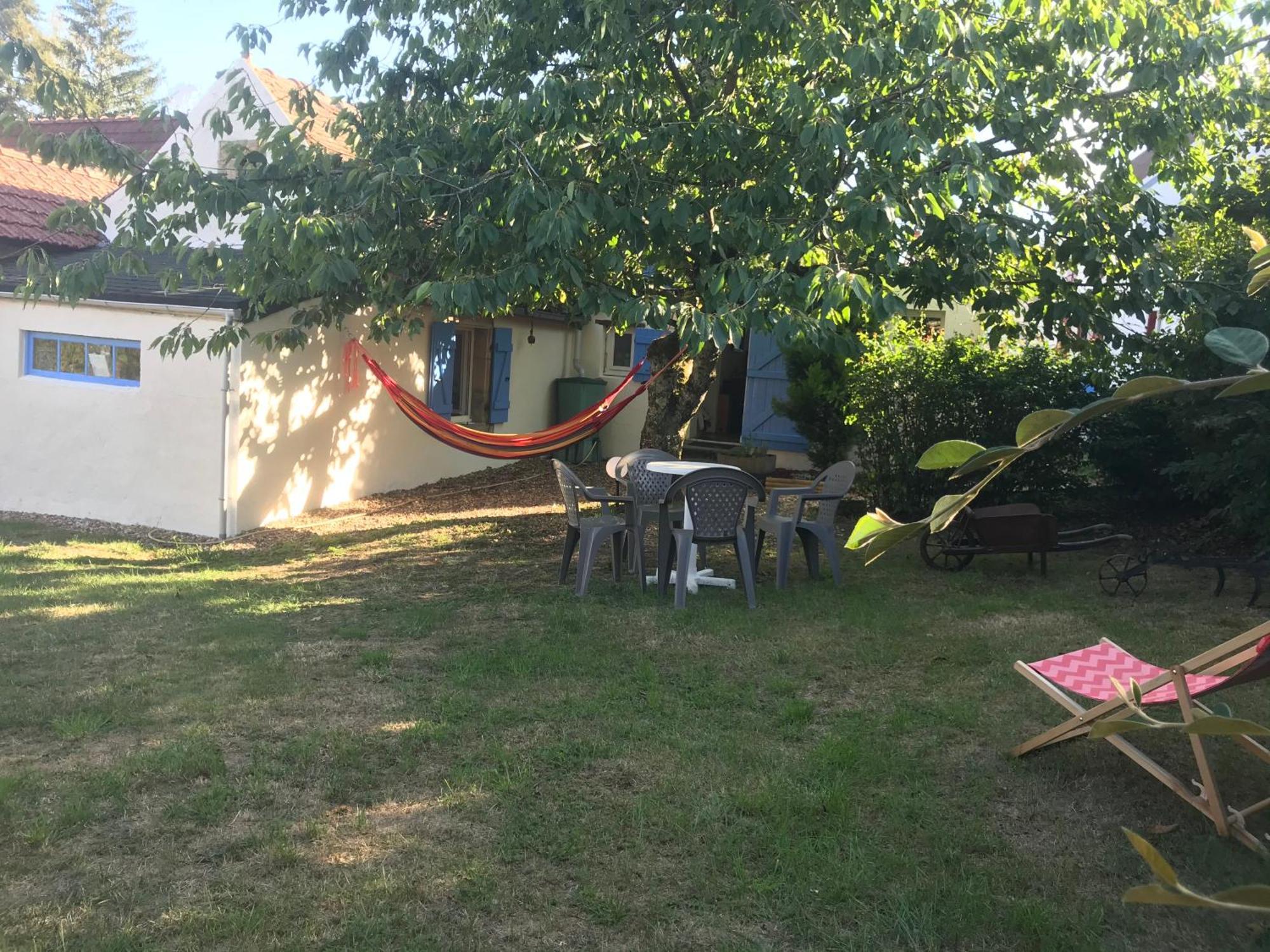 Maisonnette De Charme Climatisee La Machine Luaran gambar