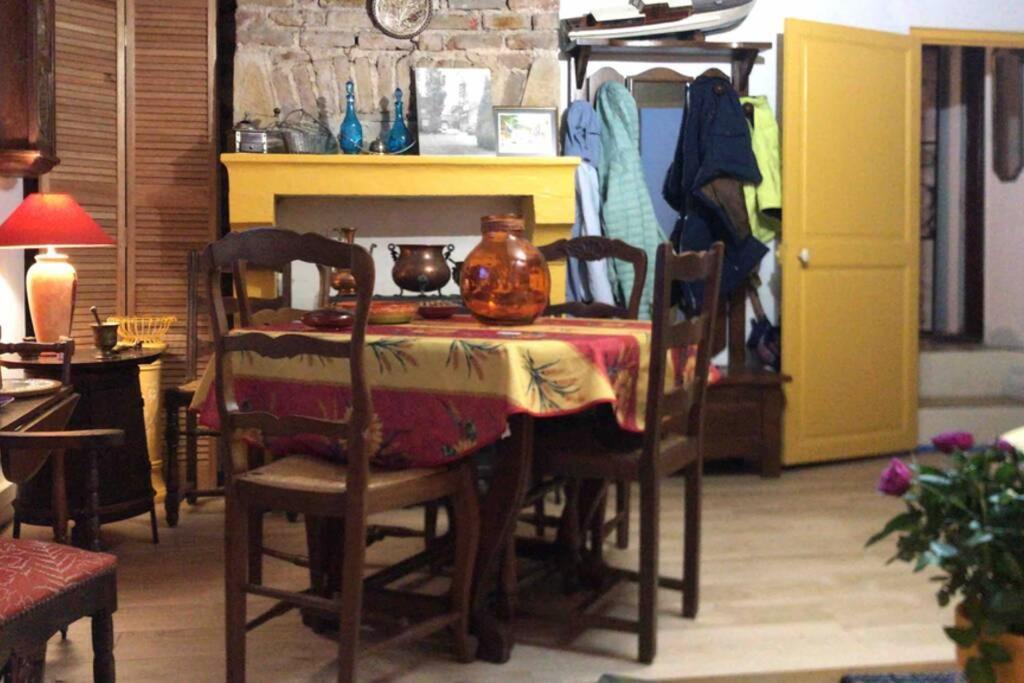 Maisonnette De Charme Climatisee La Machine Luaran gambar